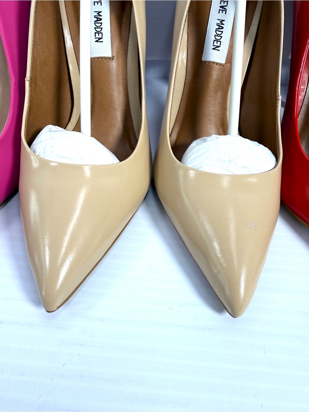 Steve Madden& Mix 6  Beige, Pink Red Pointed Toe Pumps - Picture 7 of 16